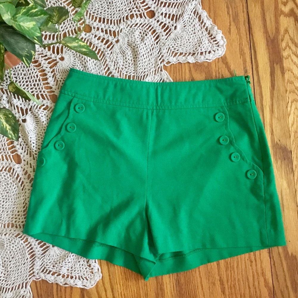 High Waisted Green Shorts